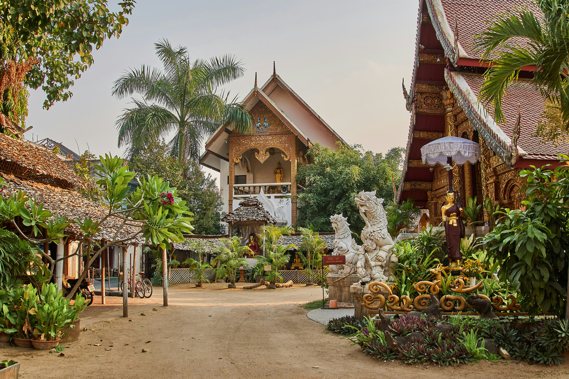 Temple and mountain views near Chiang Mai